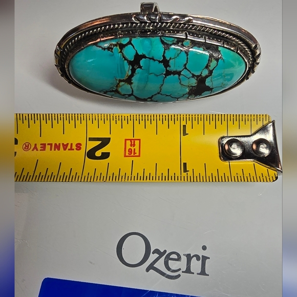 Native American Exceptional Vintage Turquoise and Sterling Silver Ring - Picture 9 of 9